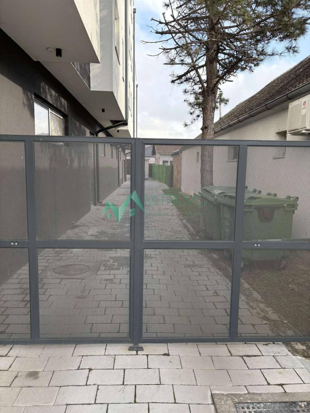 Slika 2 -  Lokal za izdavanje, 303m2, 3.000€