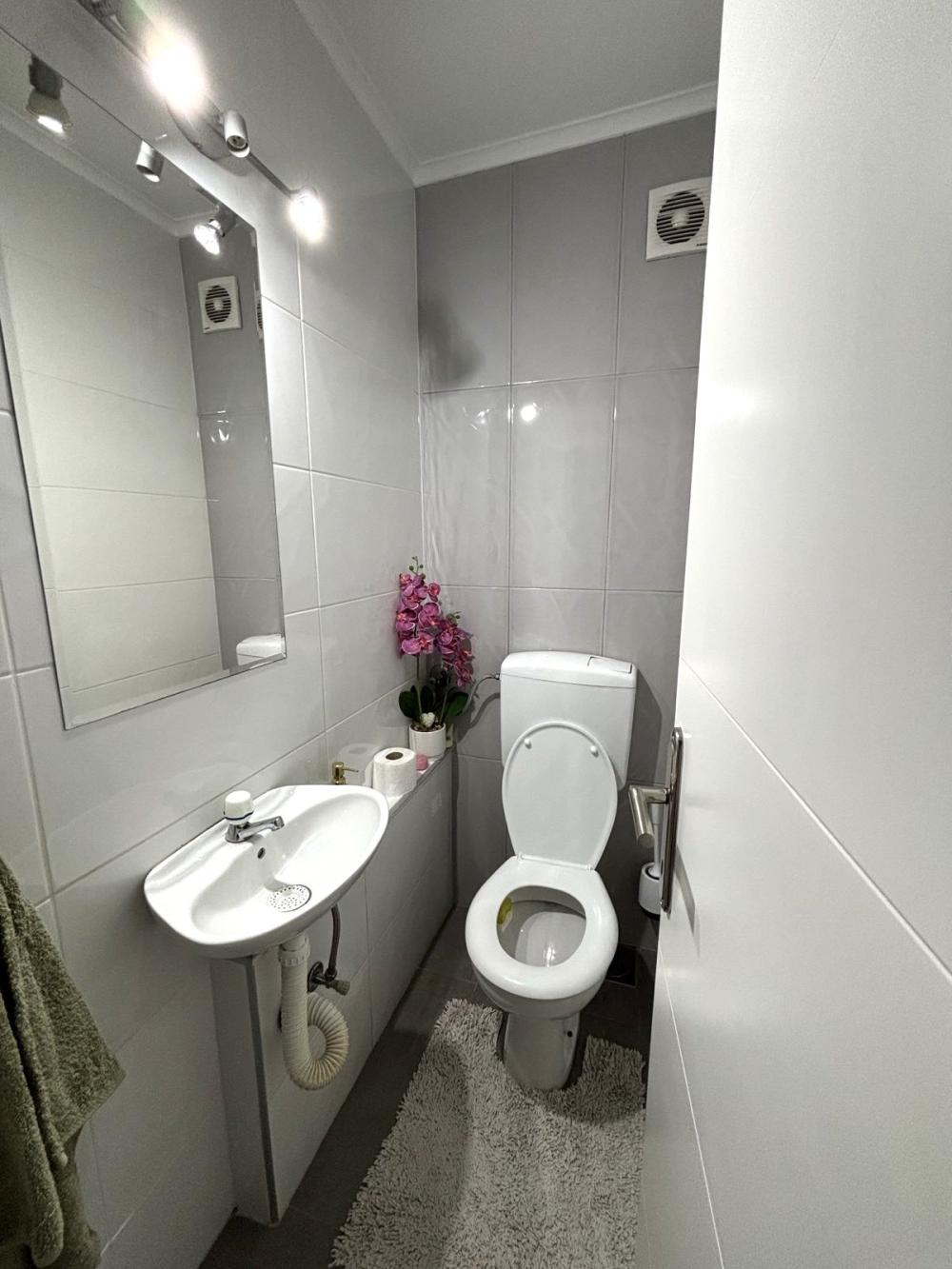 Slika 8 - Trosoban stan na prodaju, 90m2, 242.000€