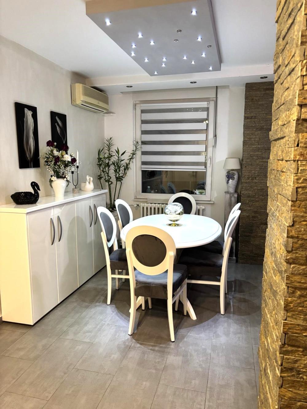 Slika 3 - Trosoban stan na prodaju, 90m2, 242.000€