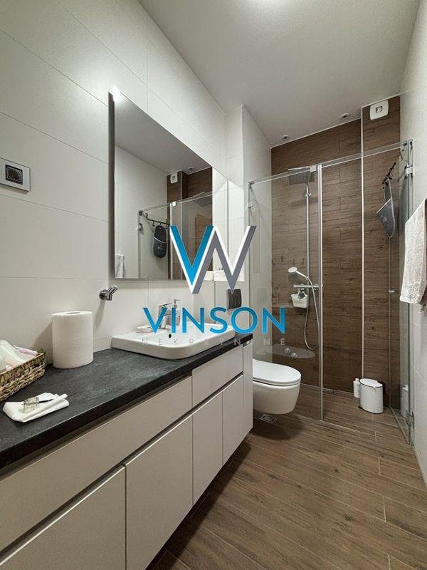 Slika 10 - Cara Dušana,  Lokal za izdavanje, 40m2, 900€