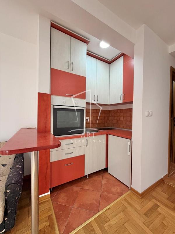 Slika 4 - Dimitrija Tucovića,  Stan na prodaju, 24m2, 120.000€