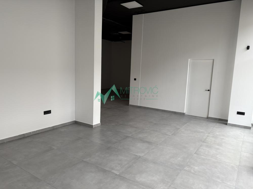 Slika 1 -  Lokal za izdavanje, 192m2, 2.100€