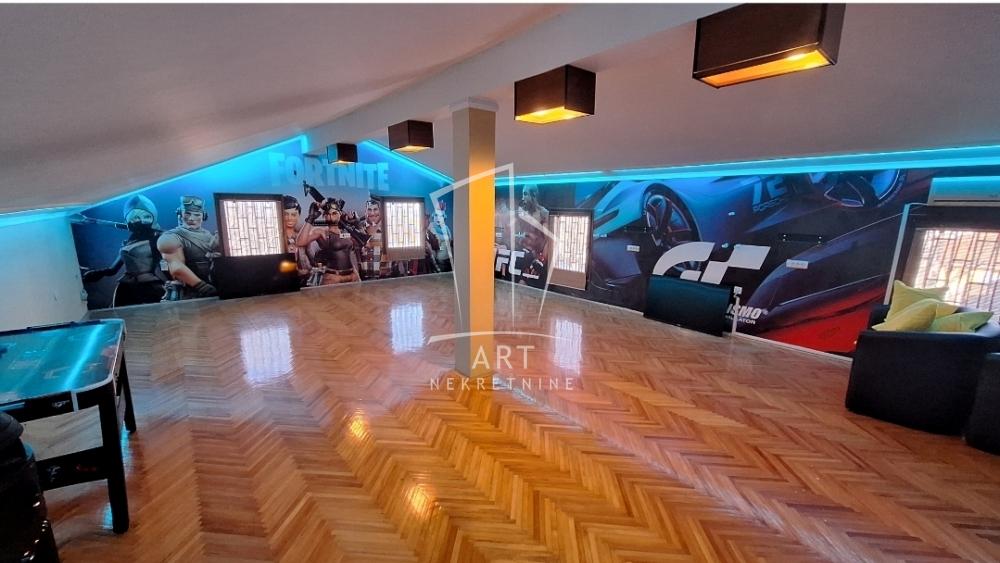 Slika 1 - Slanački Put,  Lokal za izdavanje, 100m2, 550€