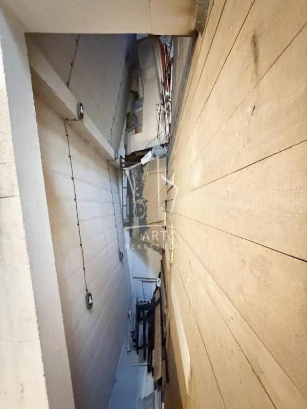 Slika 11 - Risovačka,  Lokal za izdavanje, 210m2, 2.000€