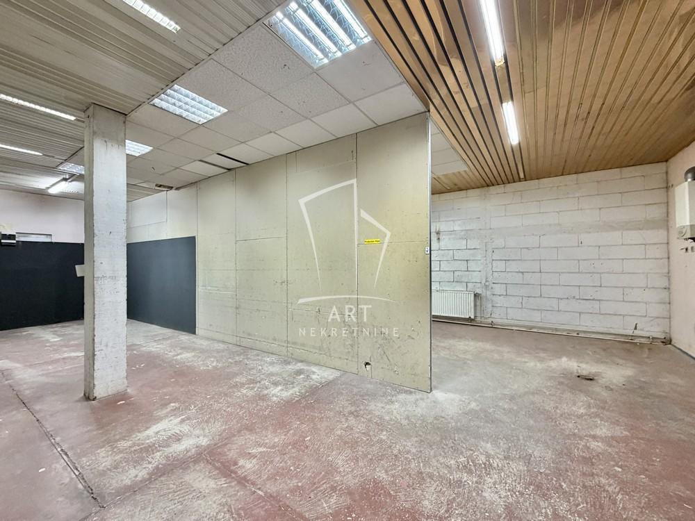 Slika 10 - Risovačka,  Lokal za izdavanje, 210m2, 2.000€