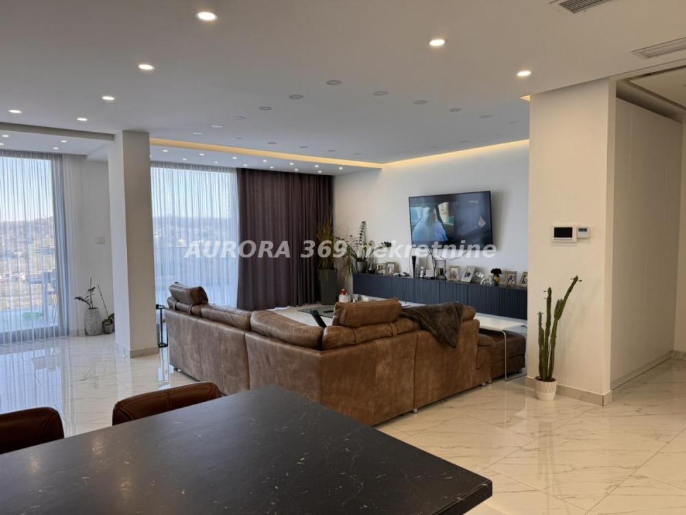 Slika 5 -  Kuća na prodaju, 235m2, 680.000€