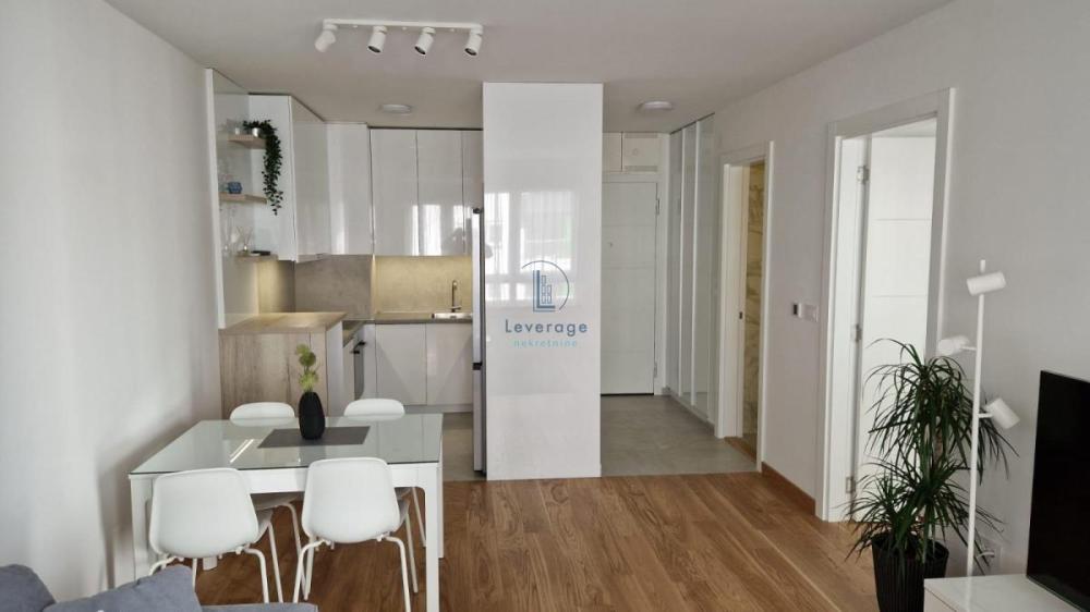 Slika 4 - Bulevar heroja sa Košara, Dvosoban stan za izdavanje, 55m2, 1.000€