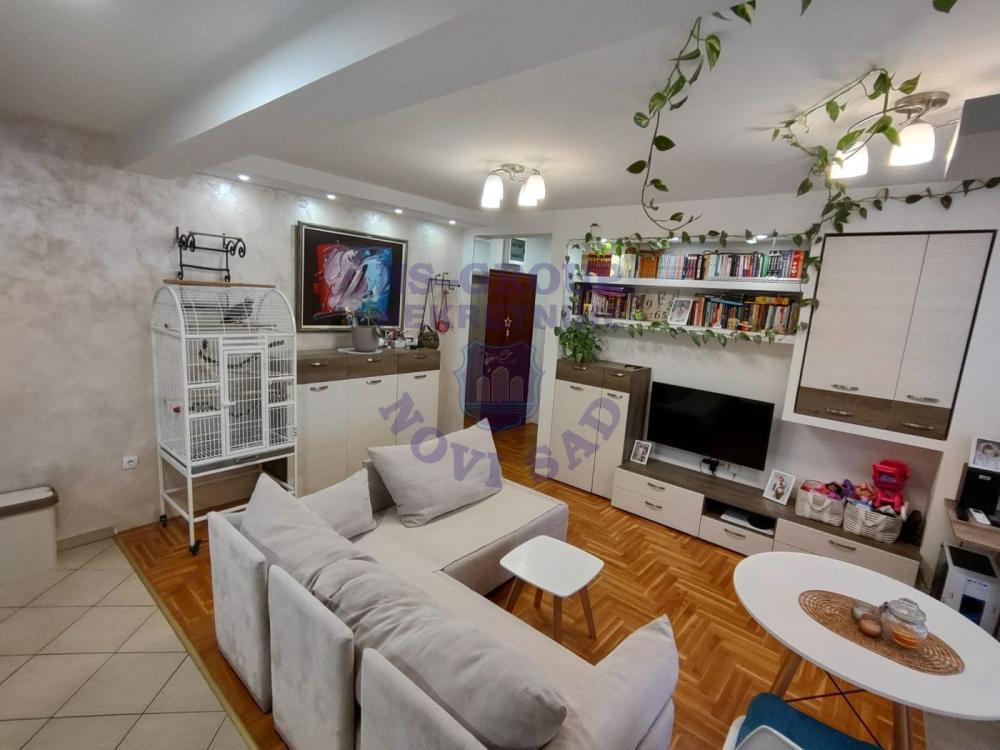 Glavna slika -Dvosoban stan na prodaju, 42m2, 146.780€