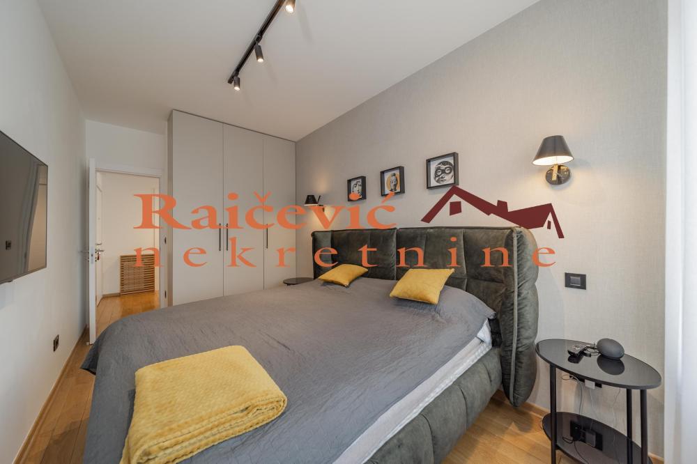 Slika 9 - Grcica Milenka, Četvorosoban stan na prodaju, 93m2, 530.000€