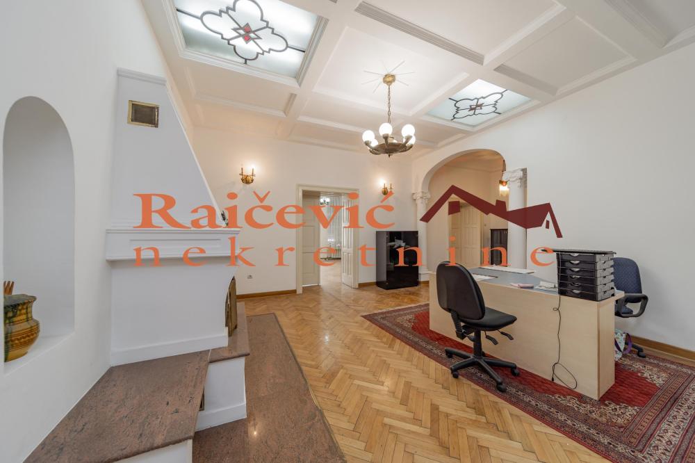 Slika 2 - Kneza Milosa, Šestosoban stan na prodaju, 203m2, 855.000€