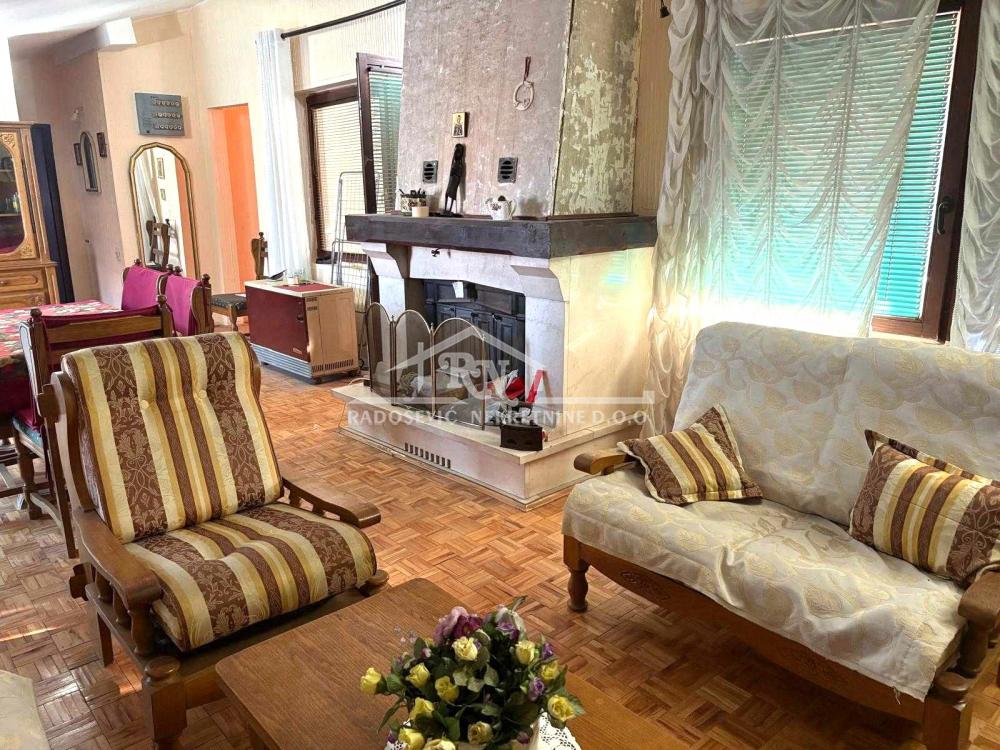 Slika 2 - Bože Baucala, Trosoban stan na prodaju, 88m2, 139.500€