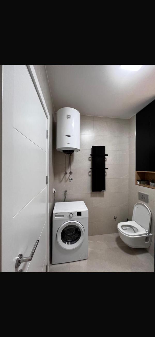 Slika 10 - Banjska, Dvosoban stan za izdavanje, 40m2, 800€