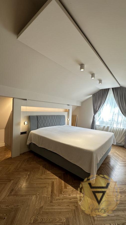 Slika 11 - Četvoroiposoban stan za izdavanje, 197m2, 2.100€