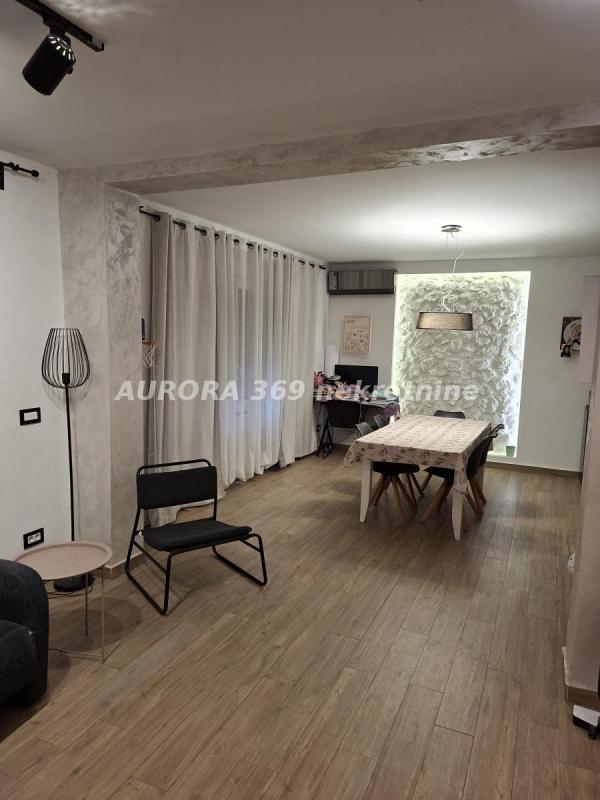 Slika 2 -  Kuća na prodaju, 187m2, 470.000€