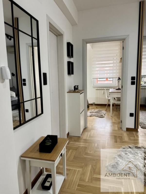 Slika 1 - Dvosoban stan za izdavanje, 40m2, 700€