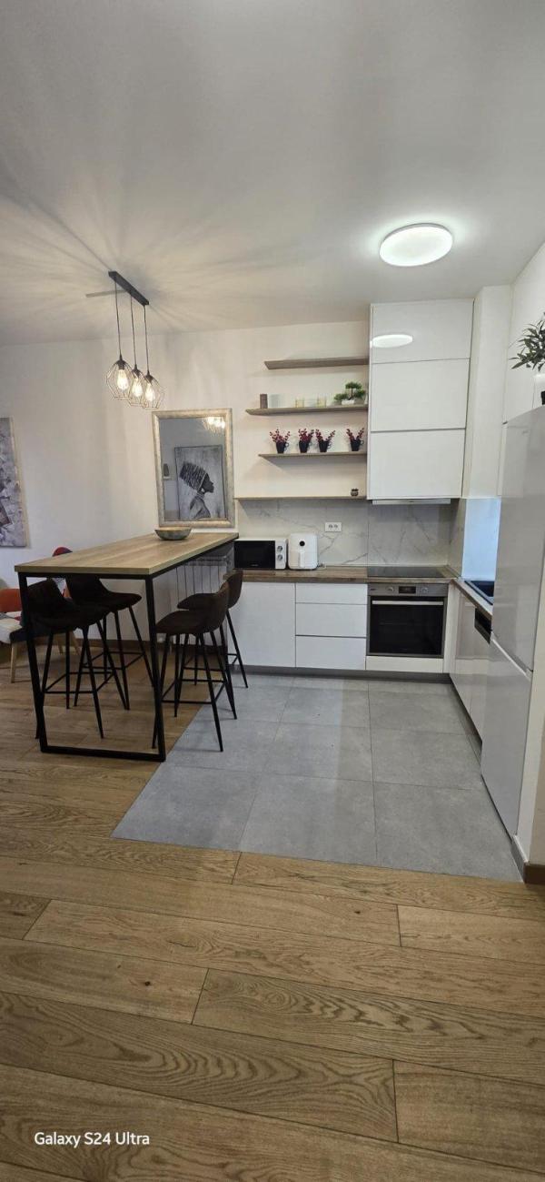 Slika 5 - Bulevar heroja sa Košara, Dvosoban stan za izdavanje, 53m2, 900€