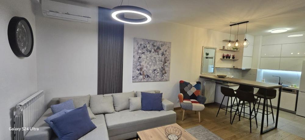 Glavna slika -Bulevar heroja sa Košara, Dvosoban stan za izdavanje, 53m2, 900€