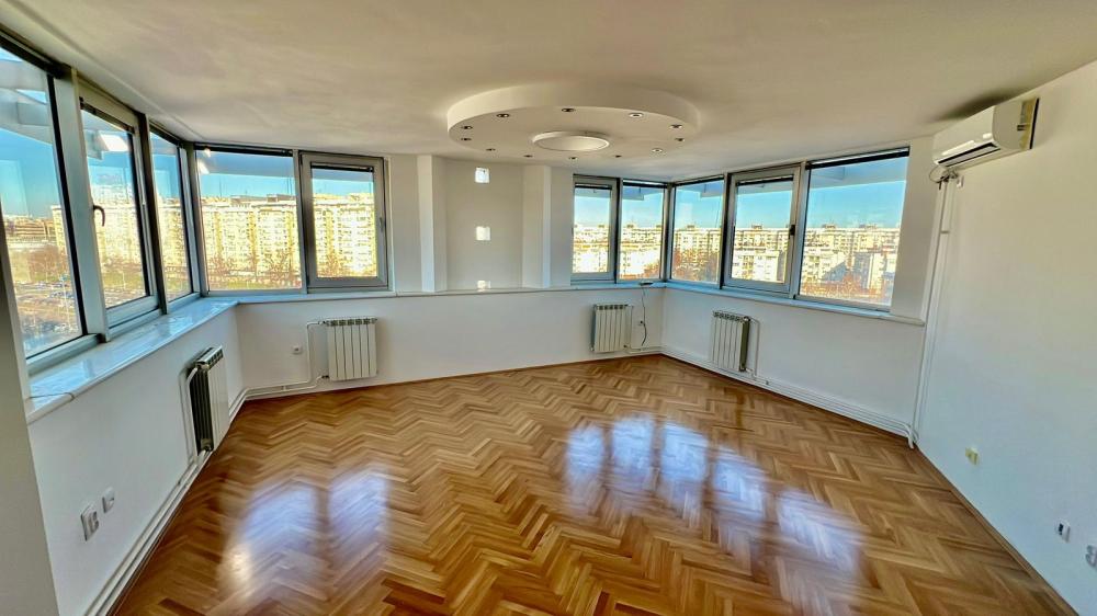 Slika 1 - Bulevar Zorana Đinđića, Četvorosoban stan za izdavanje, 110m2, 1.800€