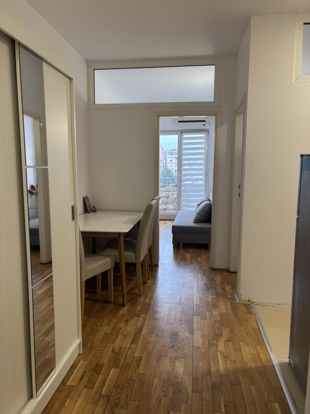 Slika 2 - Južni Bulevar, Dvosoban stan za izdavanje, 43m2, 600€