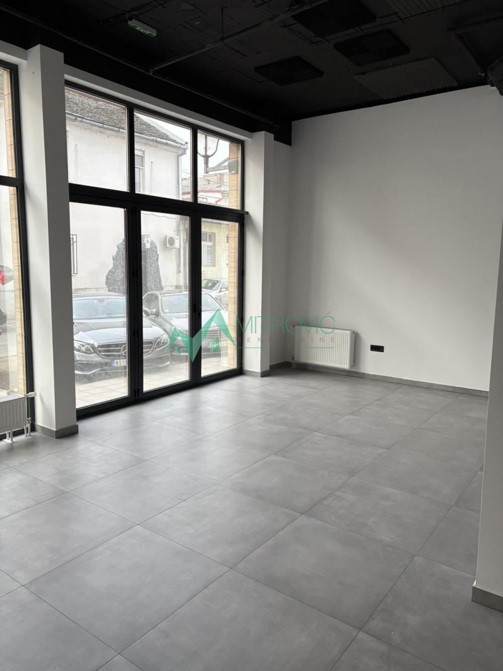 Slika 4 -  Lokal na prodaju, 192m2, 711.900€