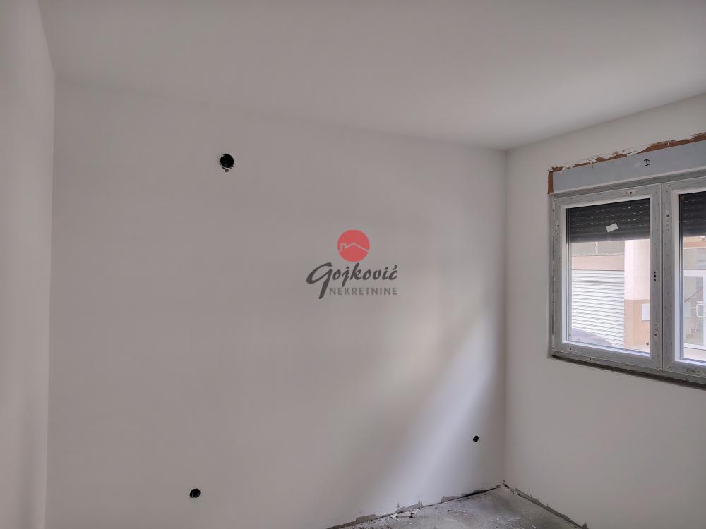 Slika 3 - Vitezova Karađorđeve Zvezde, Troiposoban stan na prodaju, 61m2, 140.350€