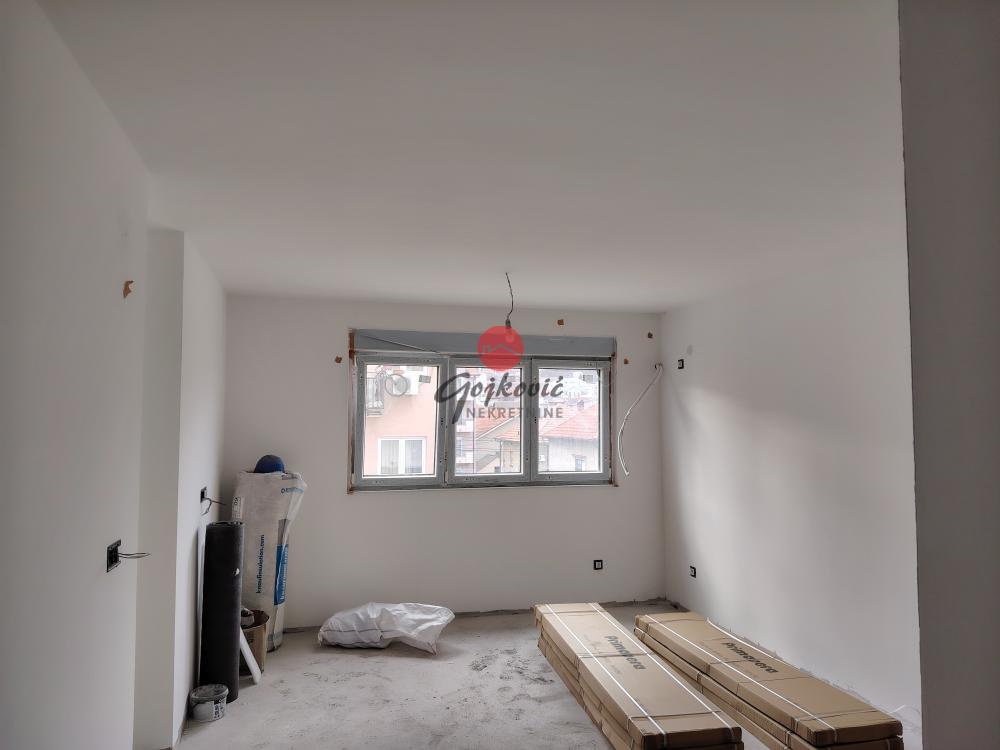 Slika 2 - Vitezova Karađorđeve Zvezde, Troiposoban stan na prodaju, 61m2, 140.350€