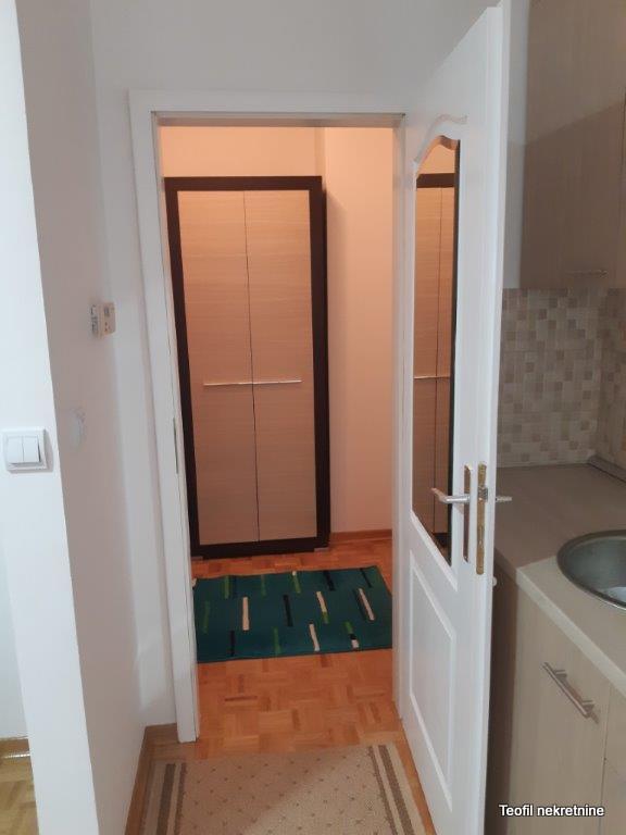 Slika 4 - Voje Veljkovića, Jednoiposoban stan za izdavanje, 35m2, 450€