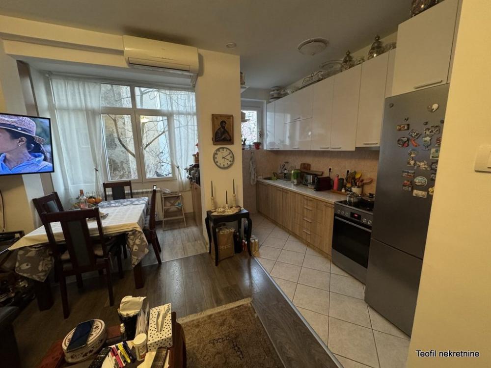 Slika 1 - Ilije Garasanina, Trosoban stan na prodaju, 73m2, 311.000€