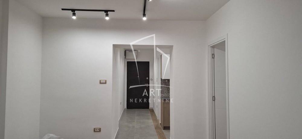 Slika 1 - Zeleni Venac, Trosoban stan za izdavanje, 76m2, 1.200€