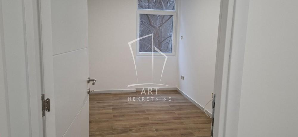 Slika 3 - Zeleni Venac, Trosoban stan za izdavanje, 76m2, 1.200€