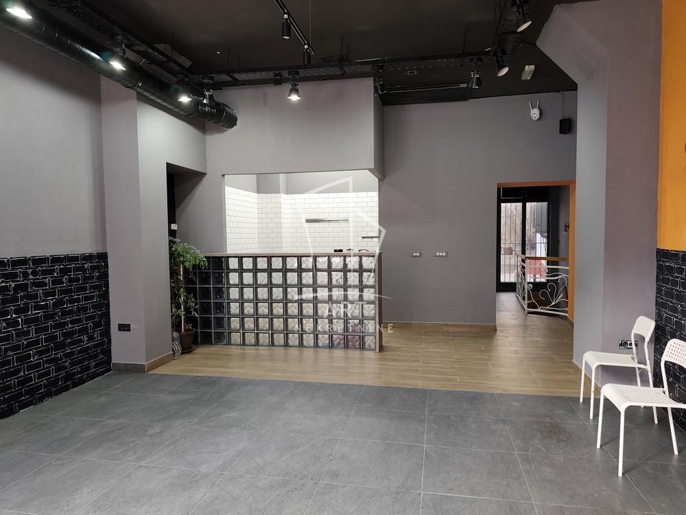 Glavna slika -Francuska,  Lokal za izdavanje, 105m2, 3.000€