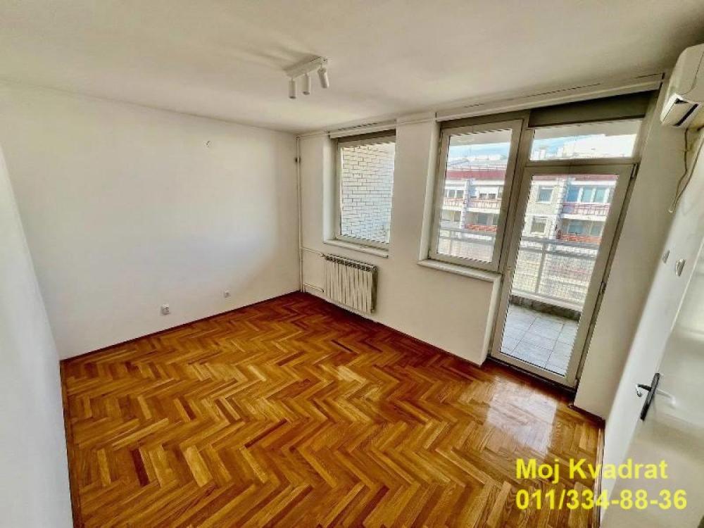 Slika 4 - Četvorosoban stan za izdavanje, 110m2, 1.800€
