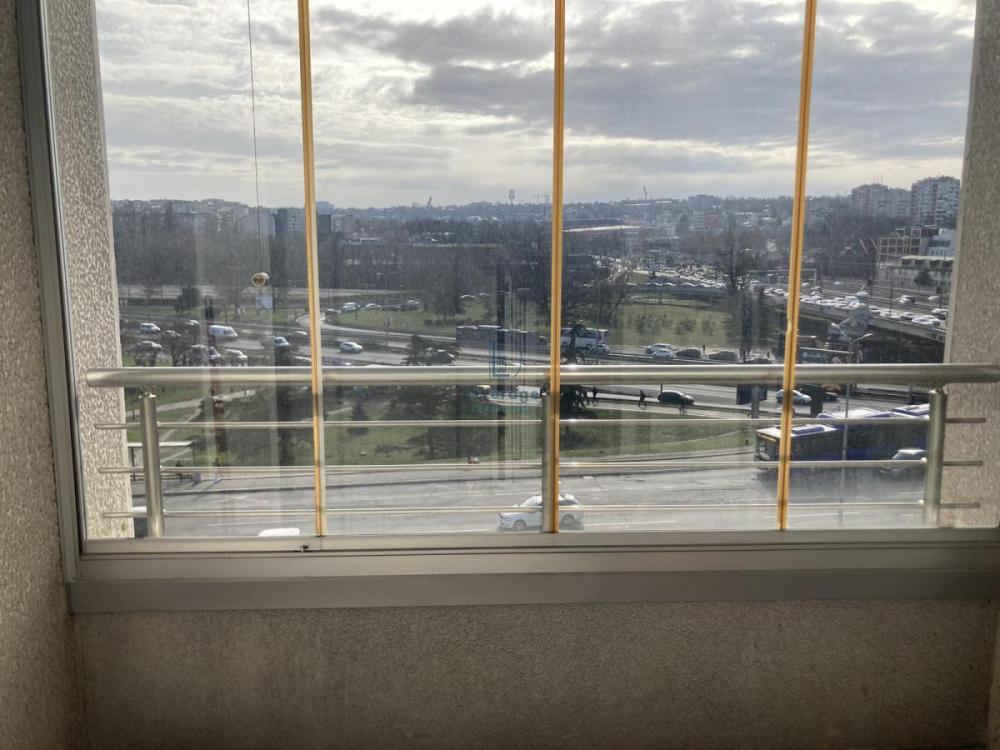 Slika 11 - Bokeljska, Četvorosoban stan za izdavanje, 101m2, 1.100€