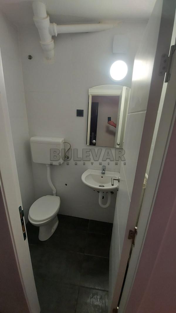 Slika 6 - Maksima Gorkog, Dvoiposoban stan za izdavanje, 65m2, 400€