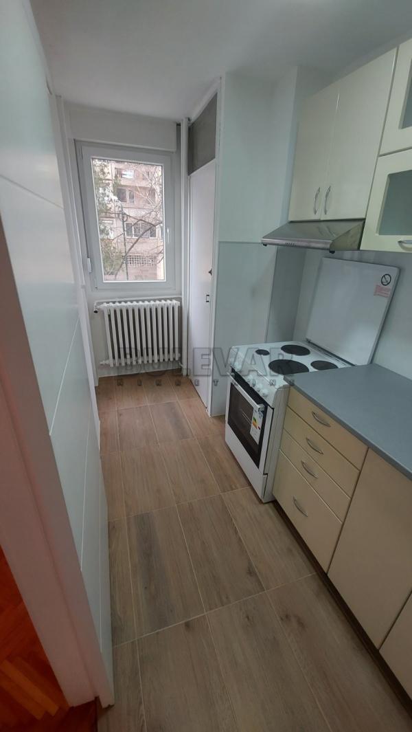 Slika 5 - Maksima Gorkog, Dvoiposoban stan za izdavanje, 65m2, 400€