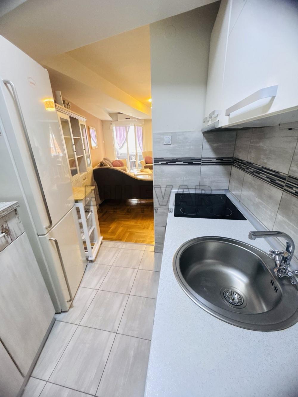 Slika 5 - Stevana Nemanje, Trosoban stan za izdavanje, 64m2, 600€