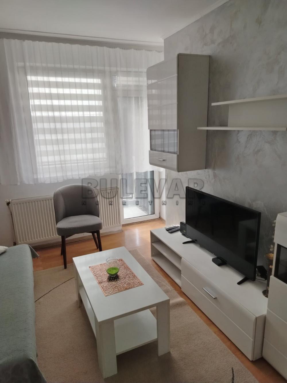 Glavna slika -Bulevar Nemanjića, Jednoiposoban stan za izdavanje, 40m2, 330€