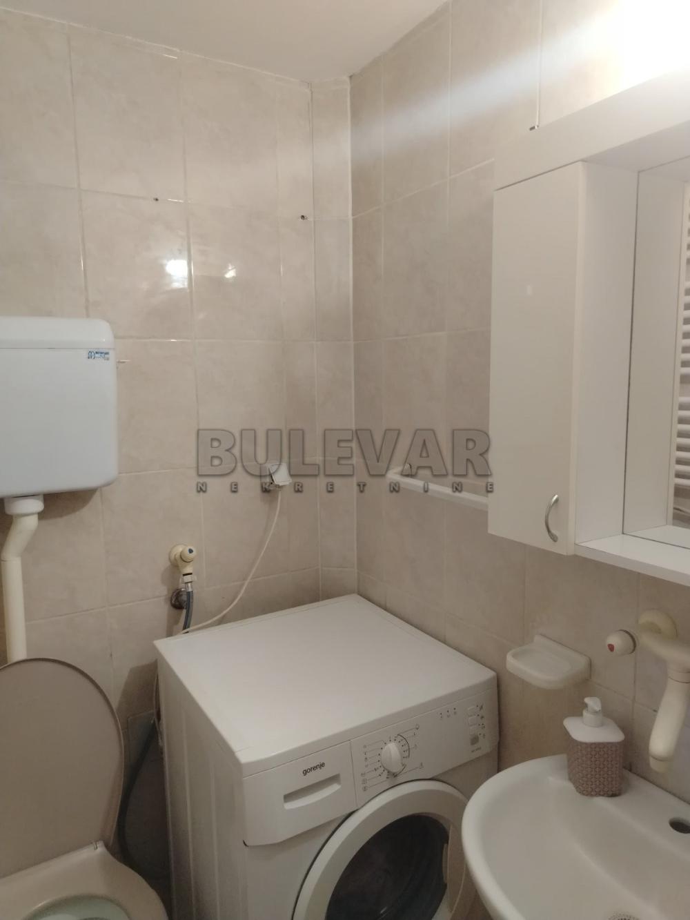 Slika 10 - Bulevar Nemanjića, Jednoiposoban stan za izdavanje, 40m2, 330€