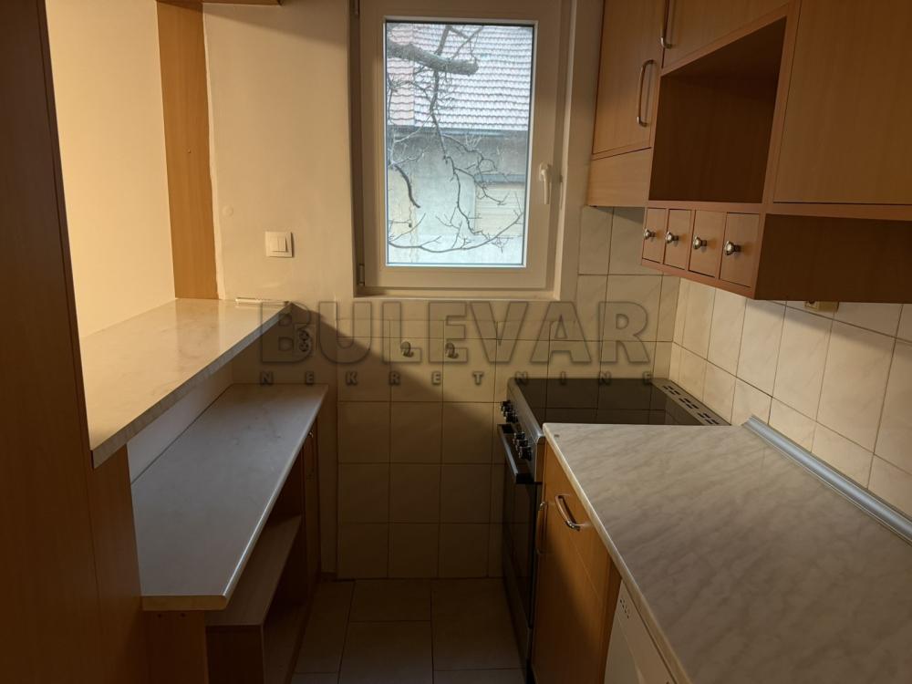 Slika 3 - Sremska, Dvoiposoban stan za izdavanje, 58m2, 380€