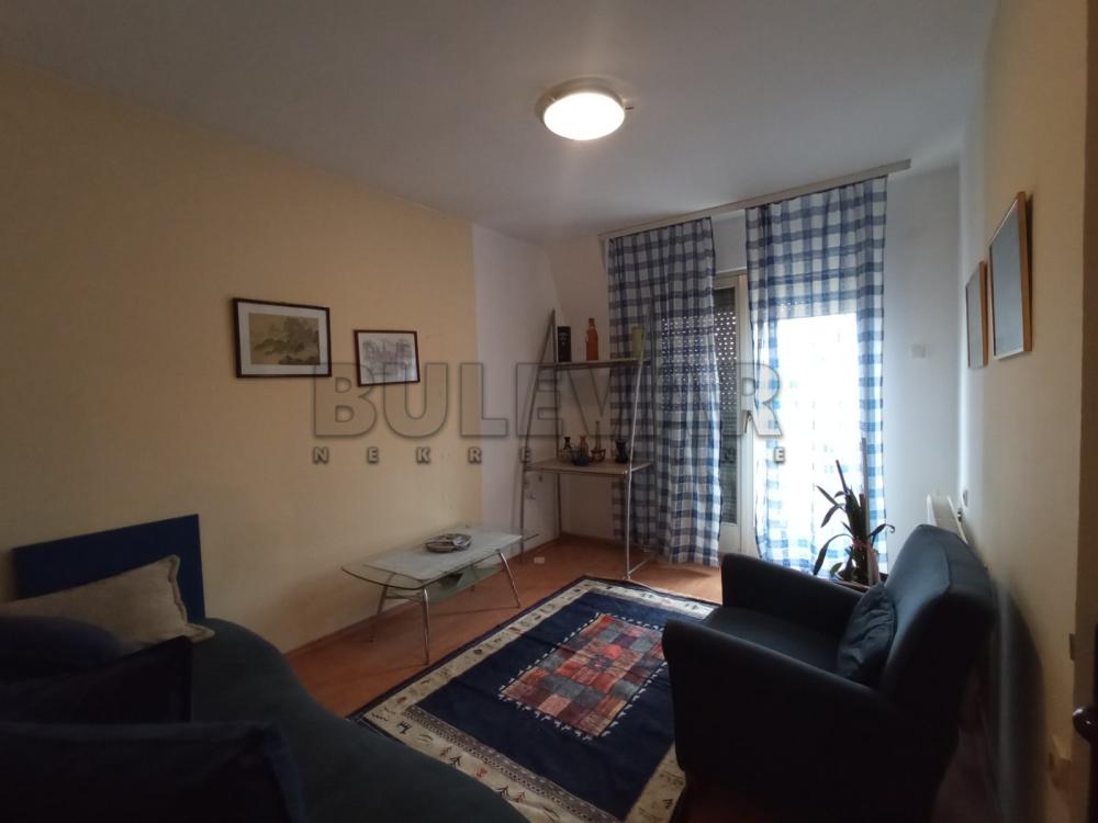 Slika 2 - Radnih brigada, Dvosoban stan za izdavanje, 40m2, 300€