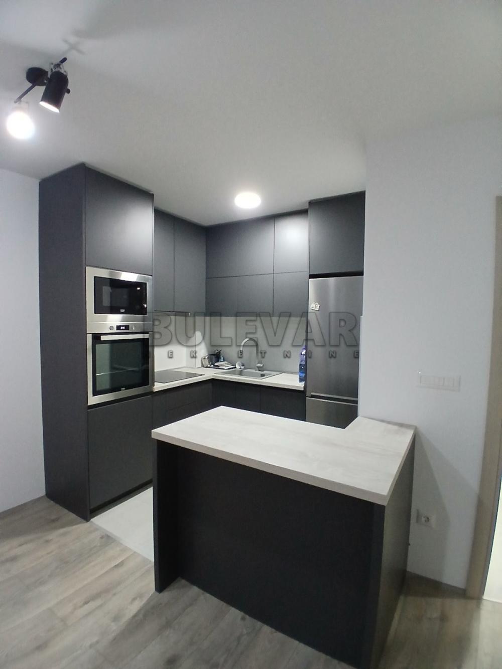 Slika 4 - Bulevar Svetog Pantelejmona, Dvoiposoban stan za izdavanje, 70m2, 450€