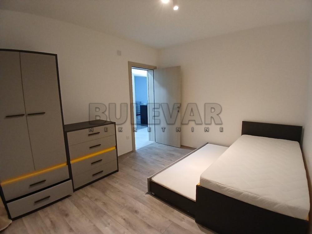 Slika 8 - Bulevar Svetog Pantelejmona, Dvoiposoban stan za izdavanje, 70m2, 450€