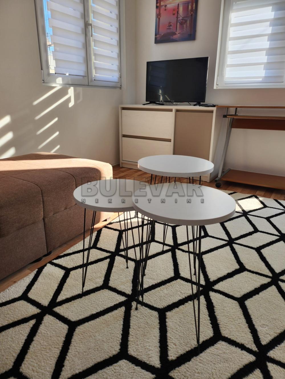 Slika 3 - Svetozara Markovića, Jednoiposoban stan za izdavanje, 35m2, 350€