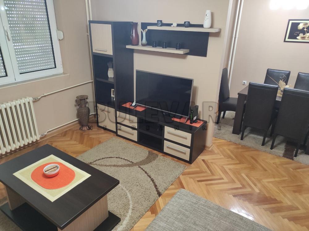 Slika 3 - Vizantijski bulevar, Dvoiposoban stan za izdavanje, 69m2, 400€