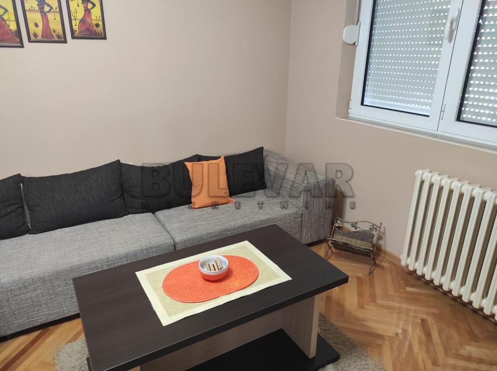 Slika 2 - Vizantijski bulevar, Dvoiposoban stan za izdavanje, 69m2, 400€