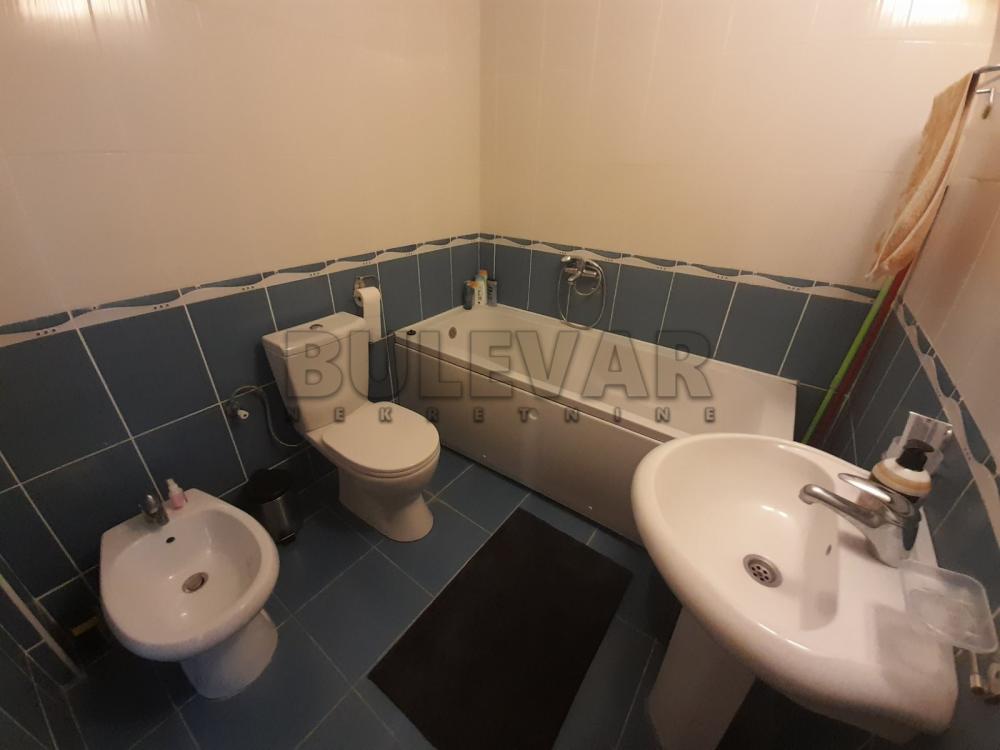 Slika 9 - Generala Tranijea, Jednoiposoban stan za izdavanje, 43m2, 350€