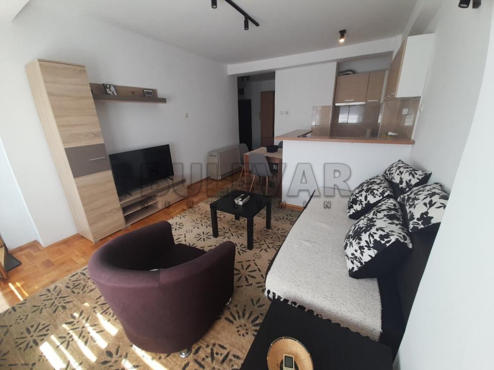 Glavna slika -Generala Tranijea, Jednoiposoban stan za izdavanje, 43m2, 350€