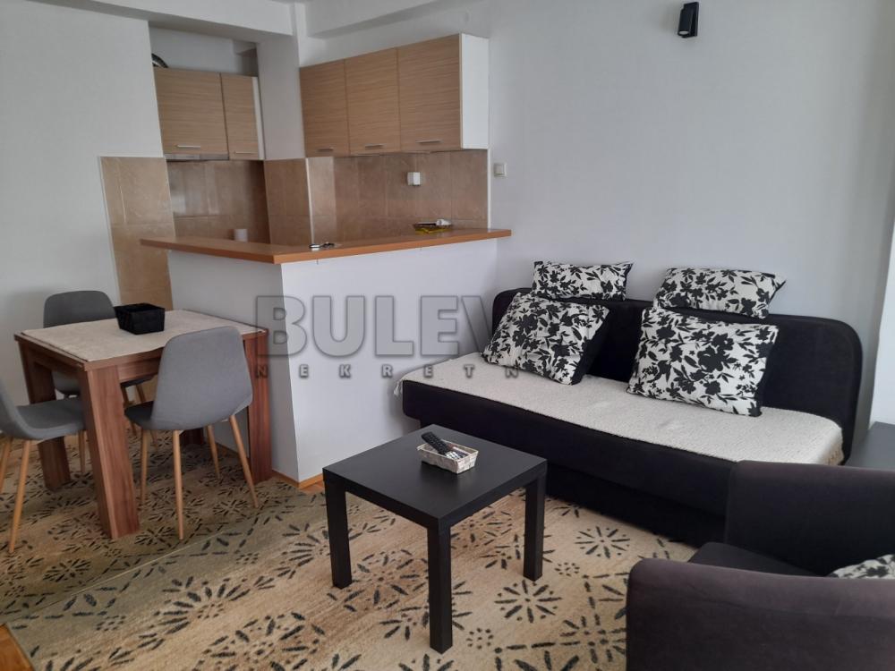 Slika 2 - Generala Tranijea, Jednoiposoban stan za izdavanje, 43m2, 350€