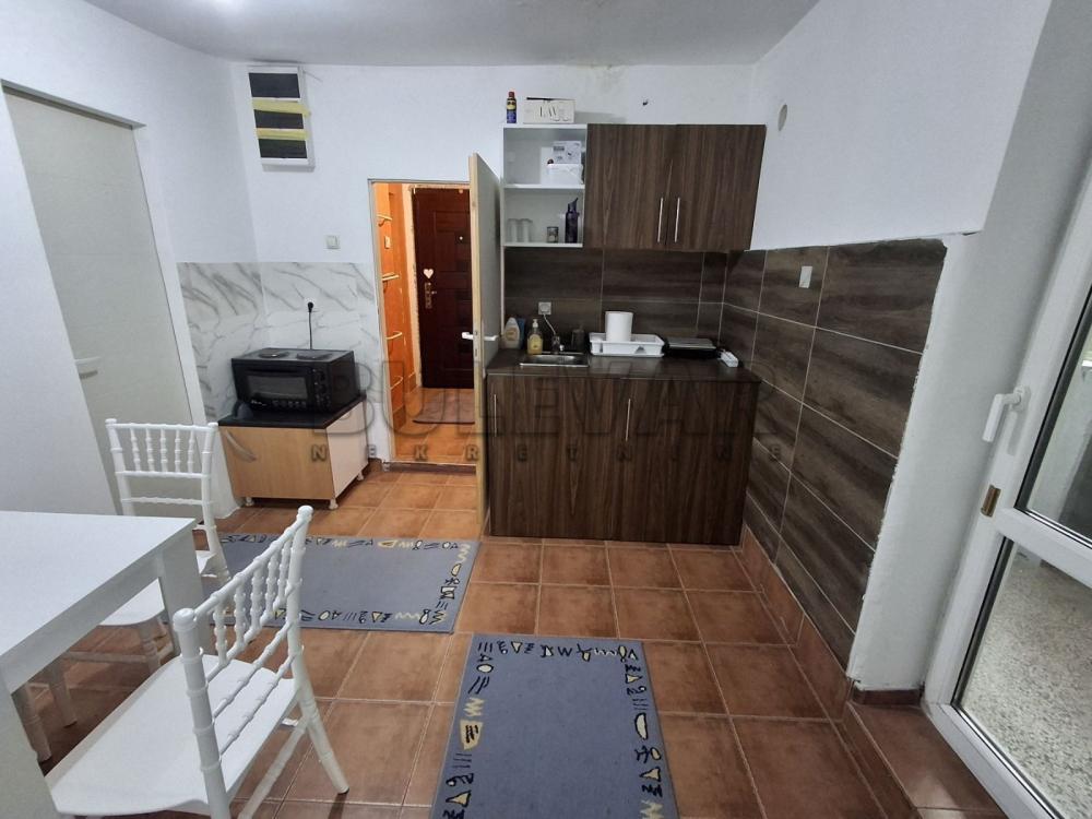 Slika 4 - Vojvode Gojka, Četvorosoban stan za izdavanje, 100m2, 400€