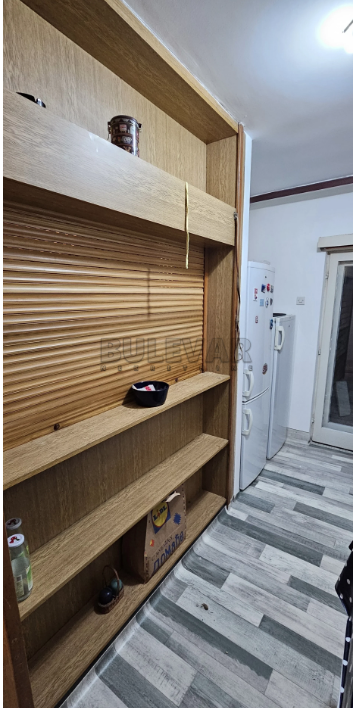 Slika 2 - Stevana Sremca, Trosoban stan za izdavanje, 85m2, 320€